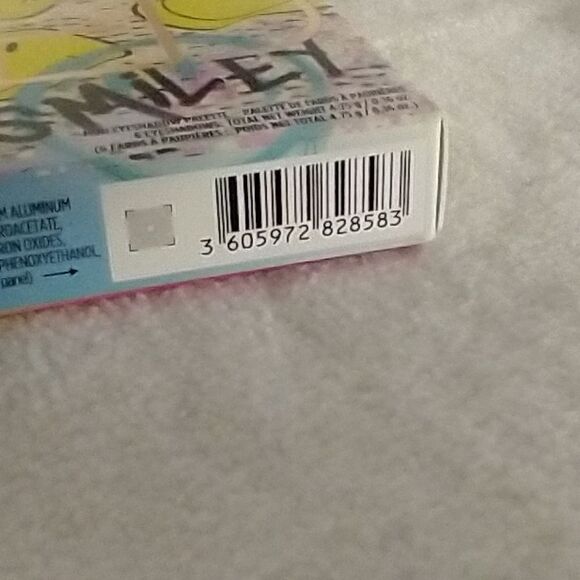 Urban Decay Mucho Happy Pallette - Picture 2 of 8